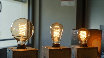 Signify adds filament bulbs to Hue LED lamp lineup