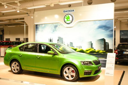 Škoda - štýlový nový koncept showroom-u