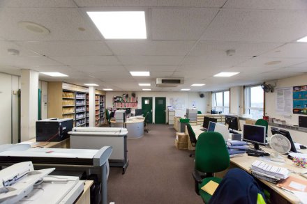 Energeticky úsporné LED osvetlenie šetrí peniaze okresnej lesnej správe v meste Epping, UK.