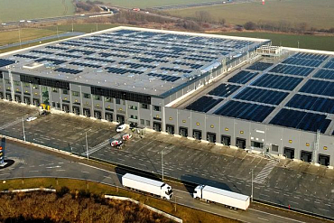 Elektrinu zdieľa cez EDC už aj veľký obchodný reťazec
