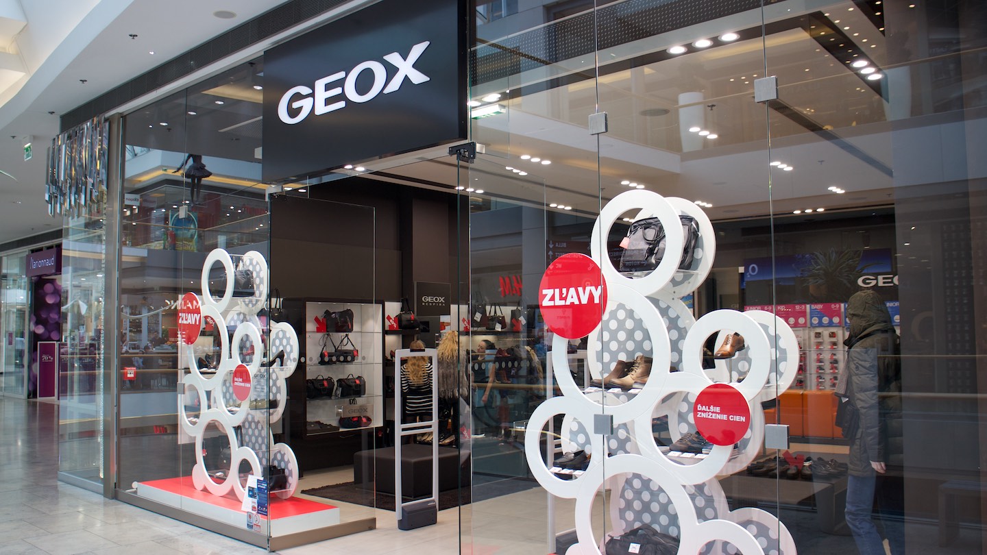 LED illuminance of shoe store GEOX / OC EUROVEA Bratislava