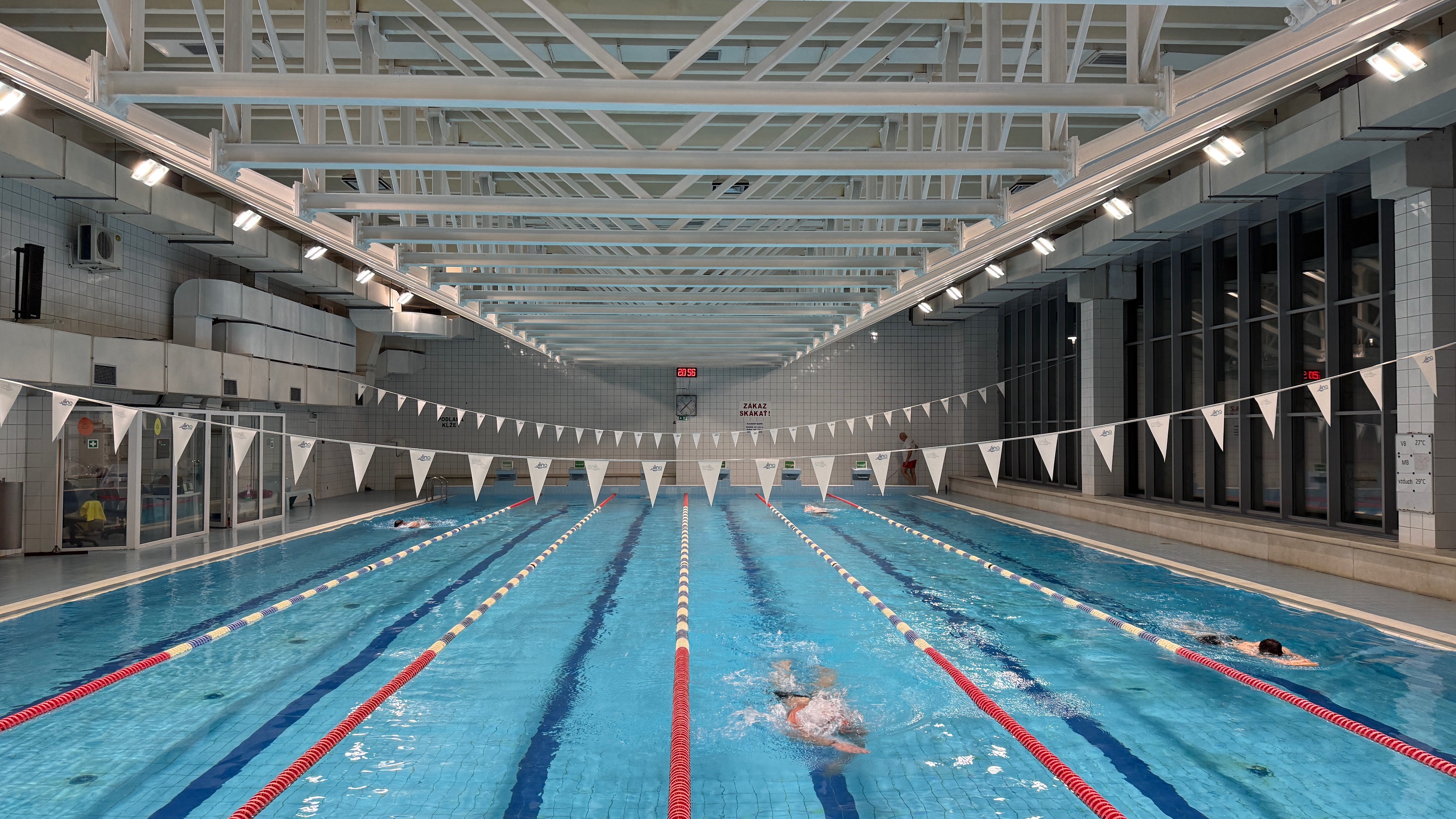 Lighting in sport areas and gyms