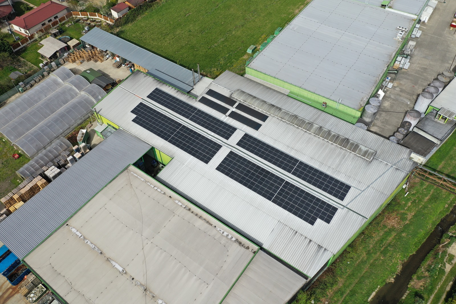 Design and delivery of a 99,36 kWp photovoltaic power plant